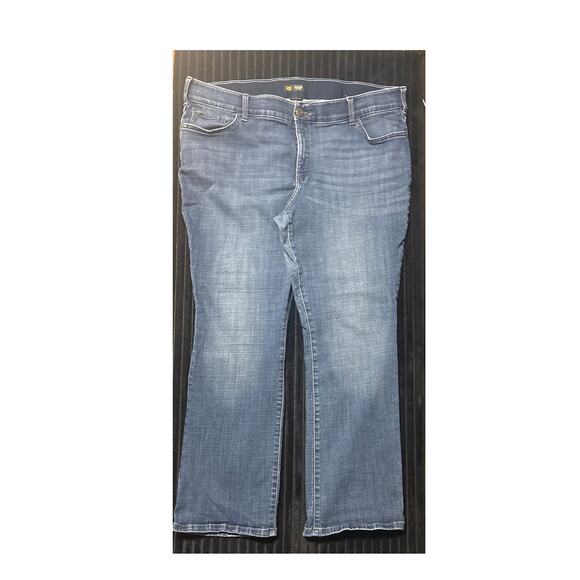 Lee Women’s Bootcut Jeans Size 22W Mid Rise Flex Motion Stretch 30” - Picture 1 of 3